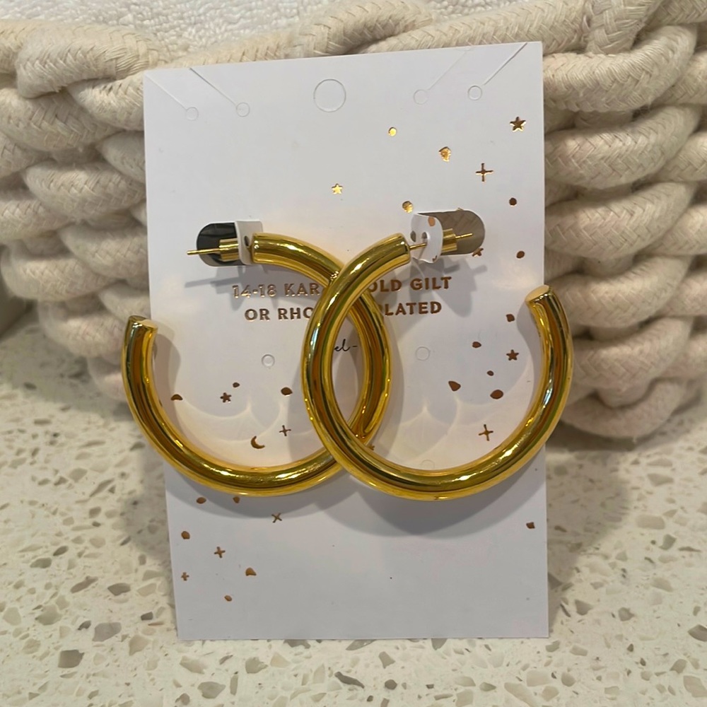 Wanderlust +co Faye midi gold hoop earrings, NIB